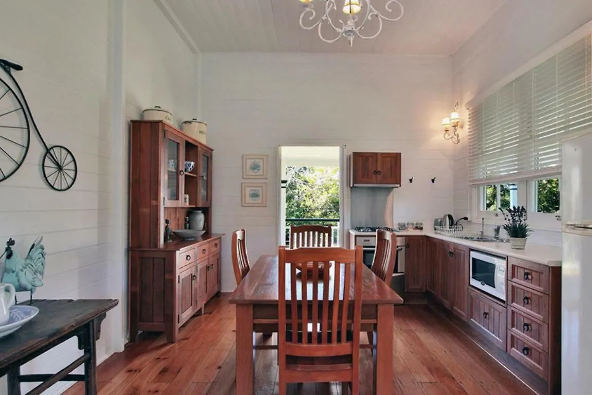 Mango Hill Farm Villa Peachester 0*,